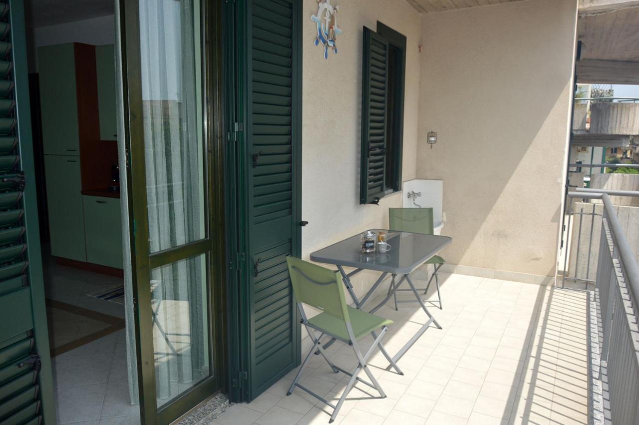 Appartamento Casasolemare Fondachello Fondachello  Exteriör bild